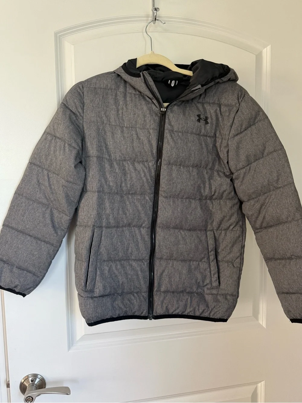 Under Armour Heather Gray Quilted Hooded Puffer Jacket